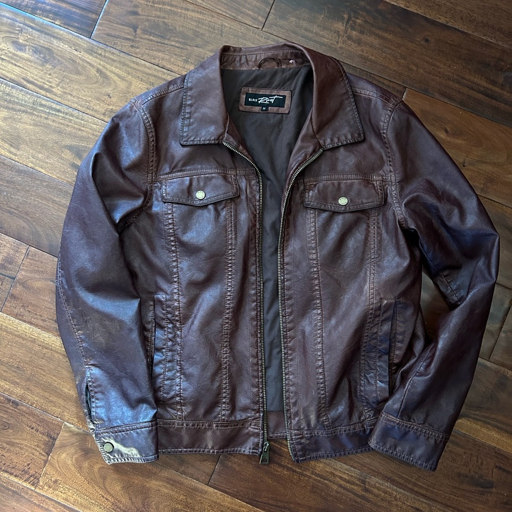 Black Rivet men’s brown faux leather bomber jacket. Size M